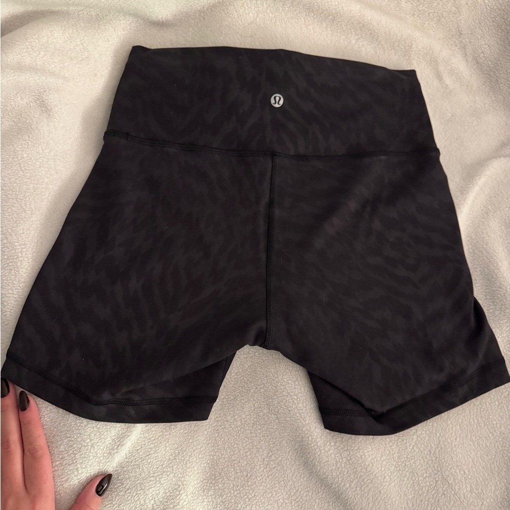 Lululemon Align high rise 6” short